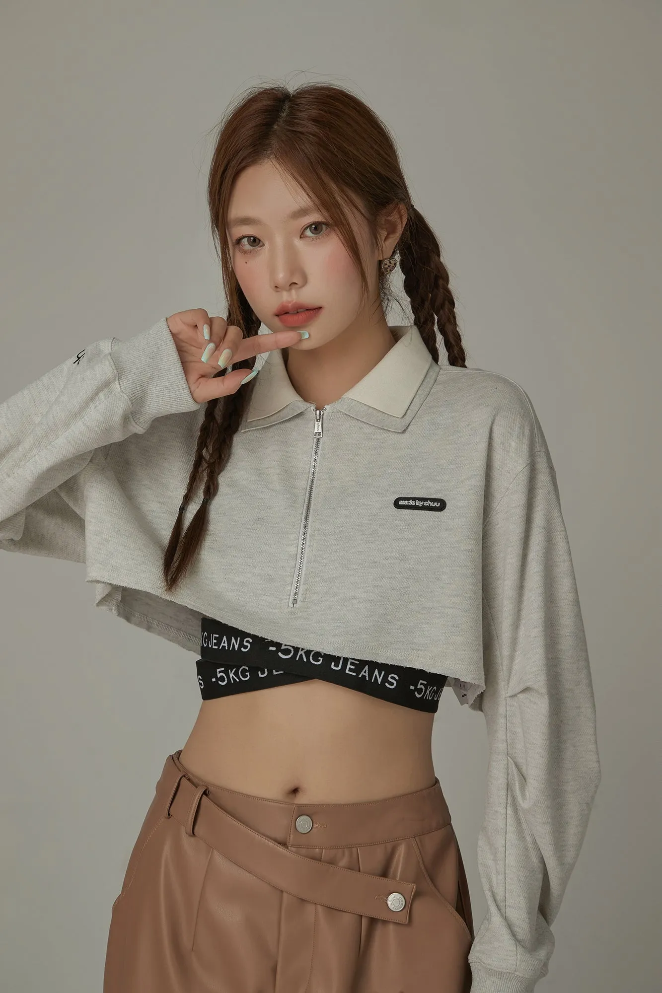 Color Matching Collar Crop Sweatshirt