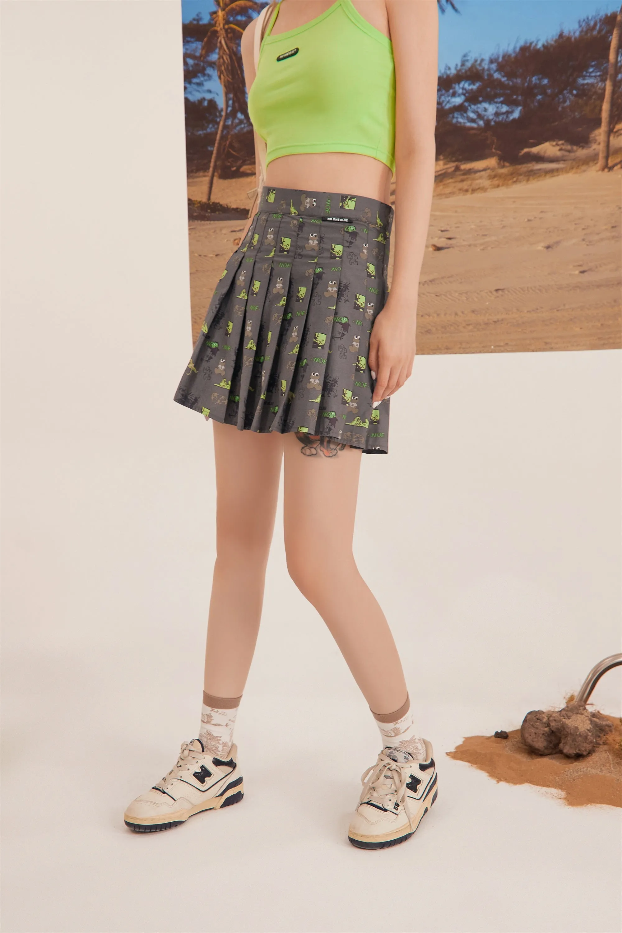 Confused Frog Print Mini Skirt