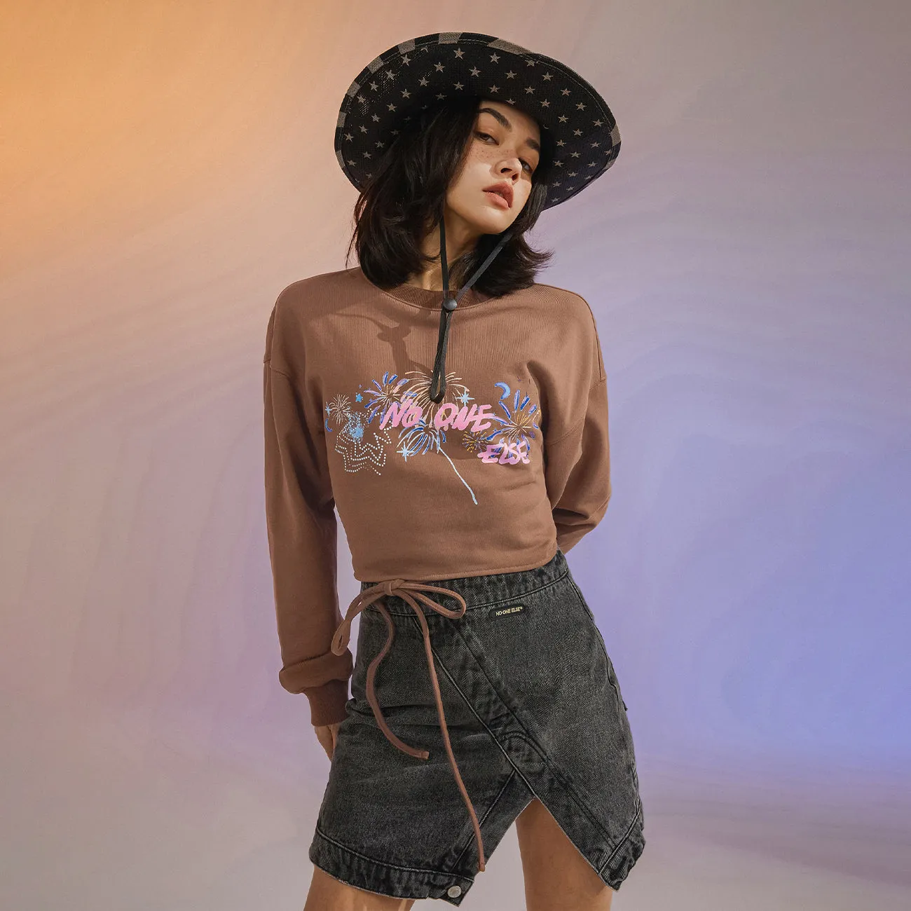 Fireworks Waist String Crop Sweatshirt